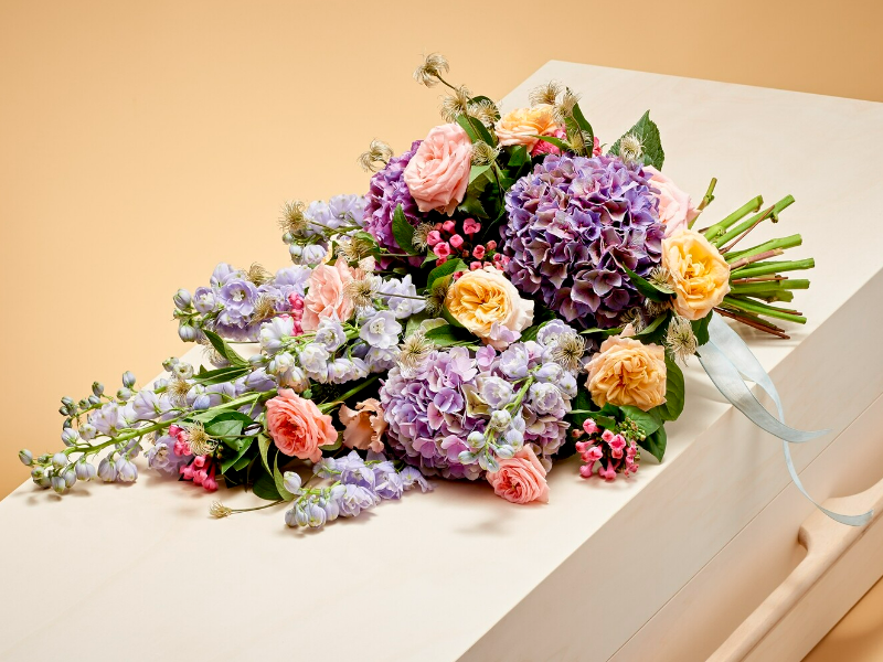 Productfoto: Rouwboeket Kleurenakkoord