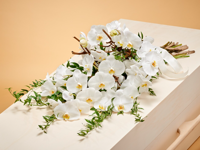Productfoto: Rouwboeket Orchideewit